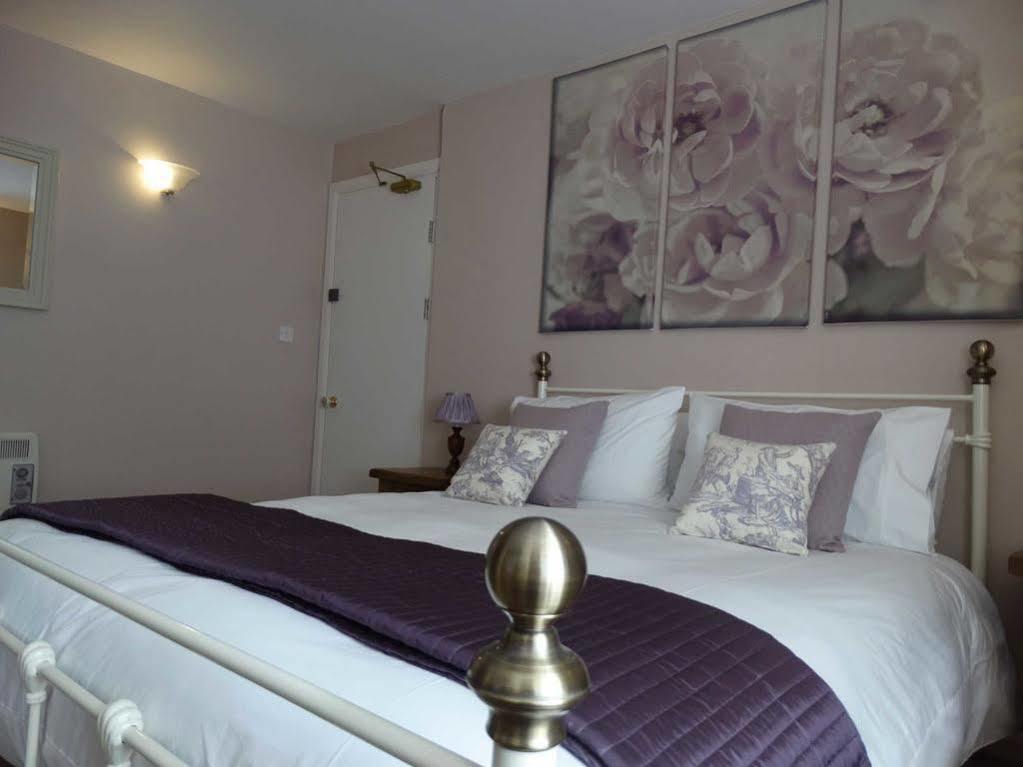 Oakford The Red Lion Hotel מראה חיצוני תמונה